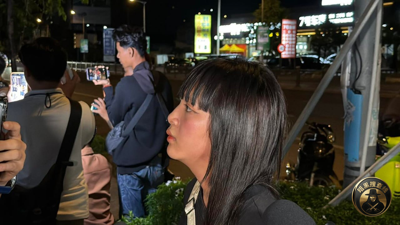 金边两名中国男子酒后欲“换妻”强奸,两名女子报警
6月 金边两名中国男子酒后欲“换妻”强奸,两名女子报警
6月