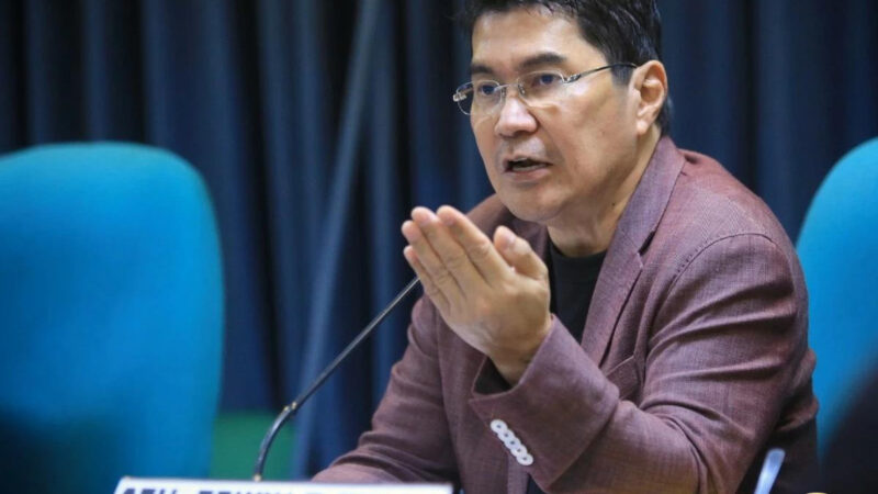 #蓝丝带委员会 #图尔福 #防洪案 放狠话后秒认错？图尔福公