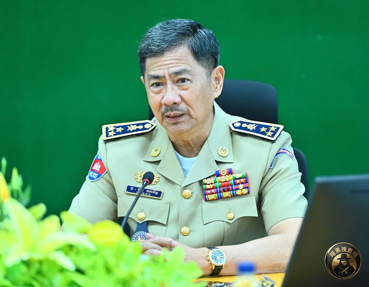 金边警察局长部署重拳打击网诈与人口贩卖行动

今天上午，