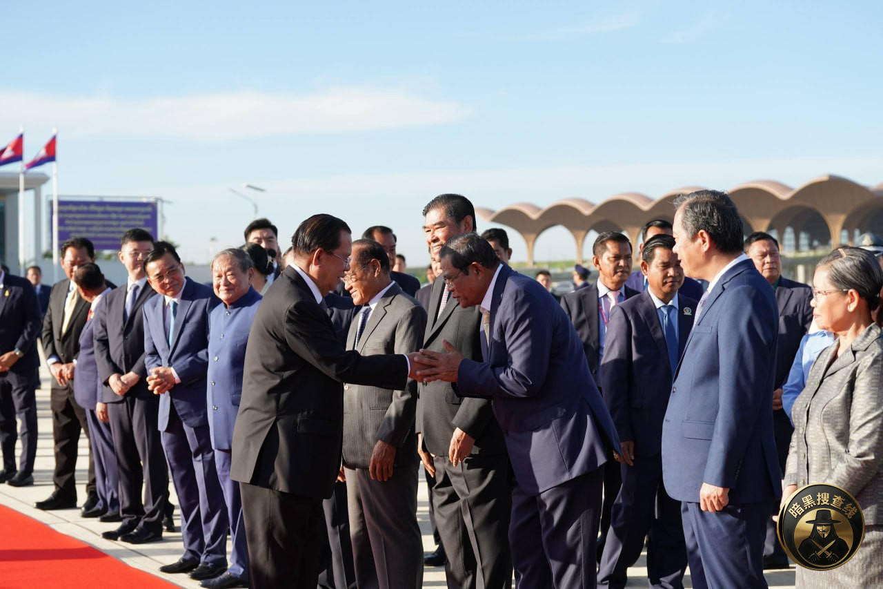 洪森今起访华!
应中国共产党邀请,柬埔寨参议院主席、人 洪森今起访华!
应中国共产党邀请,柬埔寨参议院主席、人