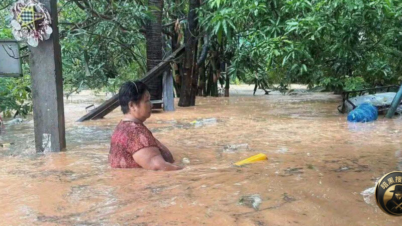 #柬埔寨新闻 西港暴雨引发严重内涝 多处民宅被洪水围困  部