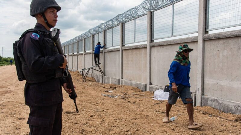 Cambodian jobseekers fear debt trap over Thailand’s border reinforcement