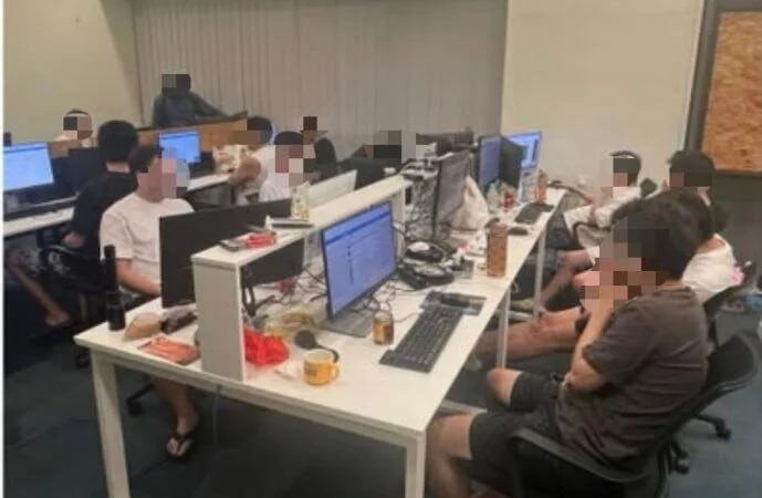 #马来西亚新闻 蕉赖世界杯赌球中心被捣 32中国籍男女落网