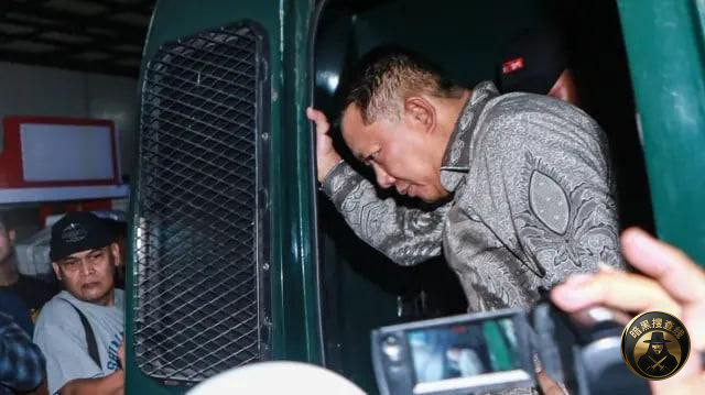 #国际新闻 印尼前反腐官员家中查获数千万美金及74公斤黄金