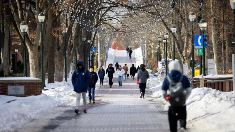 US universities urge foreign students to return from overseas before 4-year visa limit takes effect