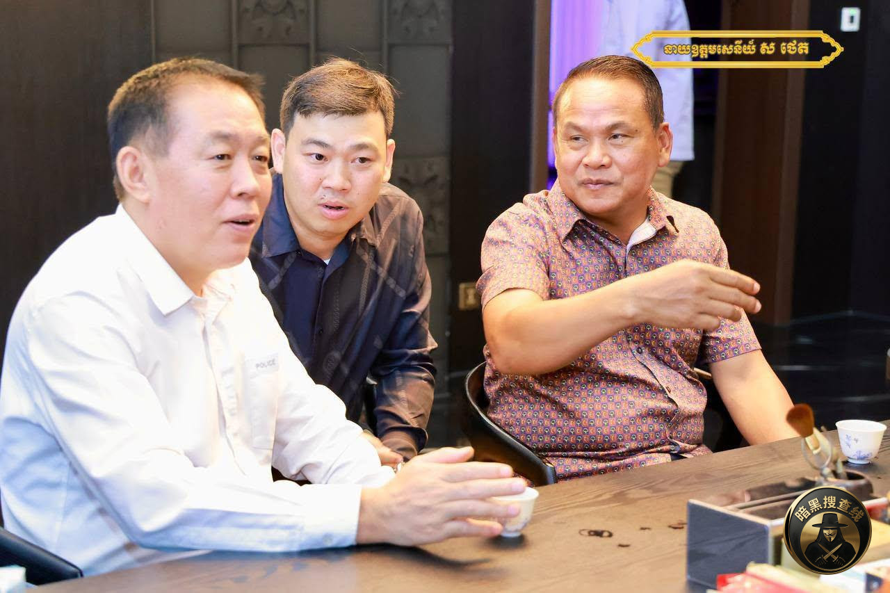 中柬两国警界高层共进工作晚餐

昨晚，在与中国公安部刑事