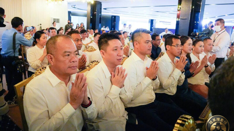 苏速卡到西港

今天上午，柬埔寨副总理兼内政部长苏速卡与