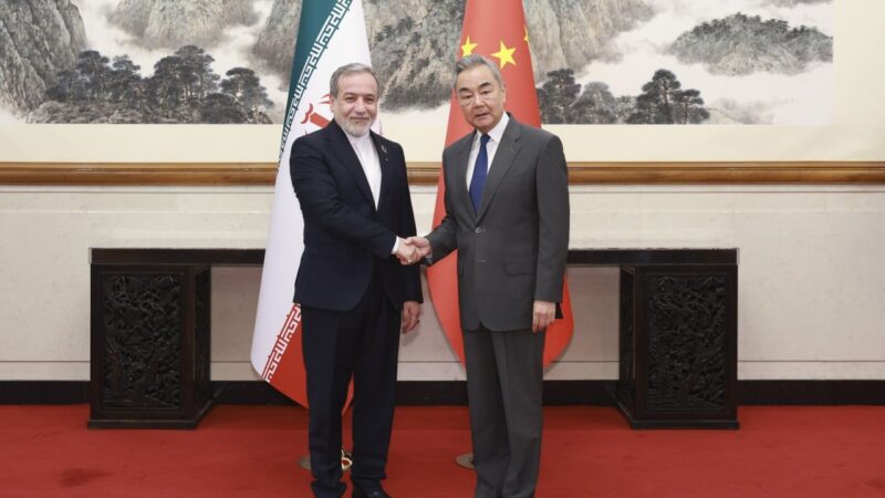 China affirms support for Iran, but warns against Yemen spillover
