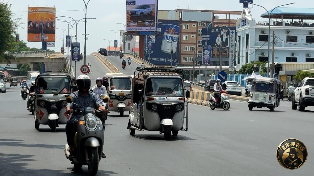 在柬埔寨跑嘟嘟、送外卖每月能赚多少钱?
在柬埔寨,骑摩 在柬埔寨跑嘟嘟、送外卖每月能赚多少钱?
在柬埔寨,骑摩