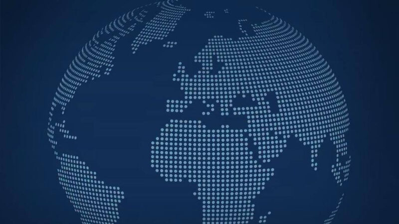 美国驻金边大使馆今天发文：

在特朗普总统的领导下，美国